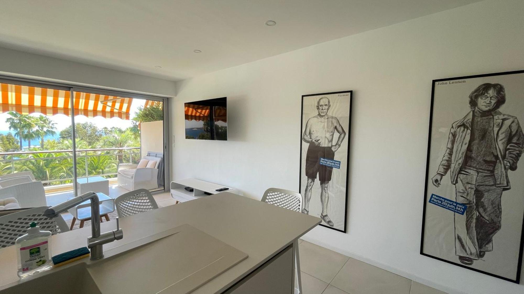 Appartement 2 Chambres Vue Mer Panoramique, Proche Croisette Cannes Vallauris Luaran gambar