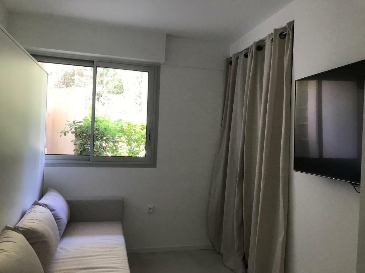 Appartement 2 Chambres Vue Mer Panoramique, Proche Croisette Cannes Vallauris Luaran gambar